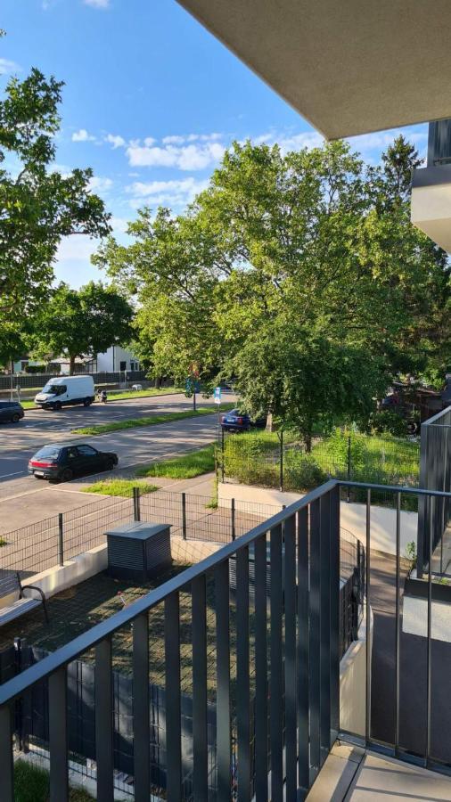 Top Apartments Kaiserebersdorf เวียนนา ภายนอก รูปภาพ