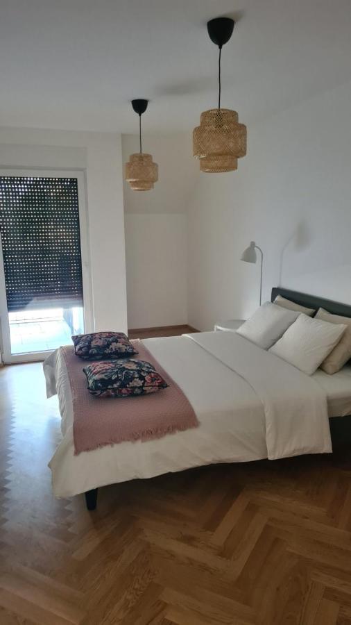 Top Apartments Kaiserebersdorf เวียนนา ภายนอก รูปภาพ