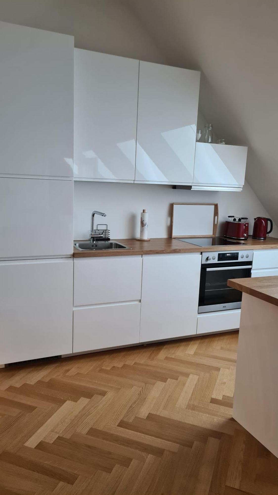 Top Apartments Kaiserebersdorf เวียนนา ภายนอก รูปภาพ