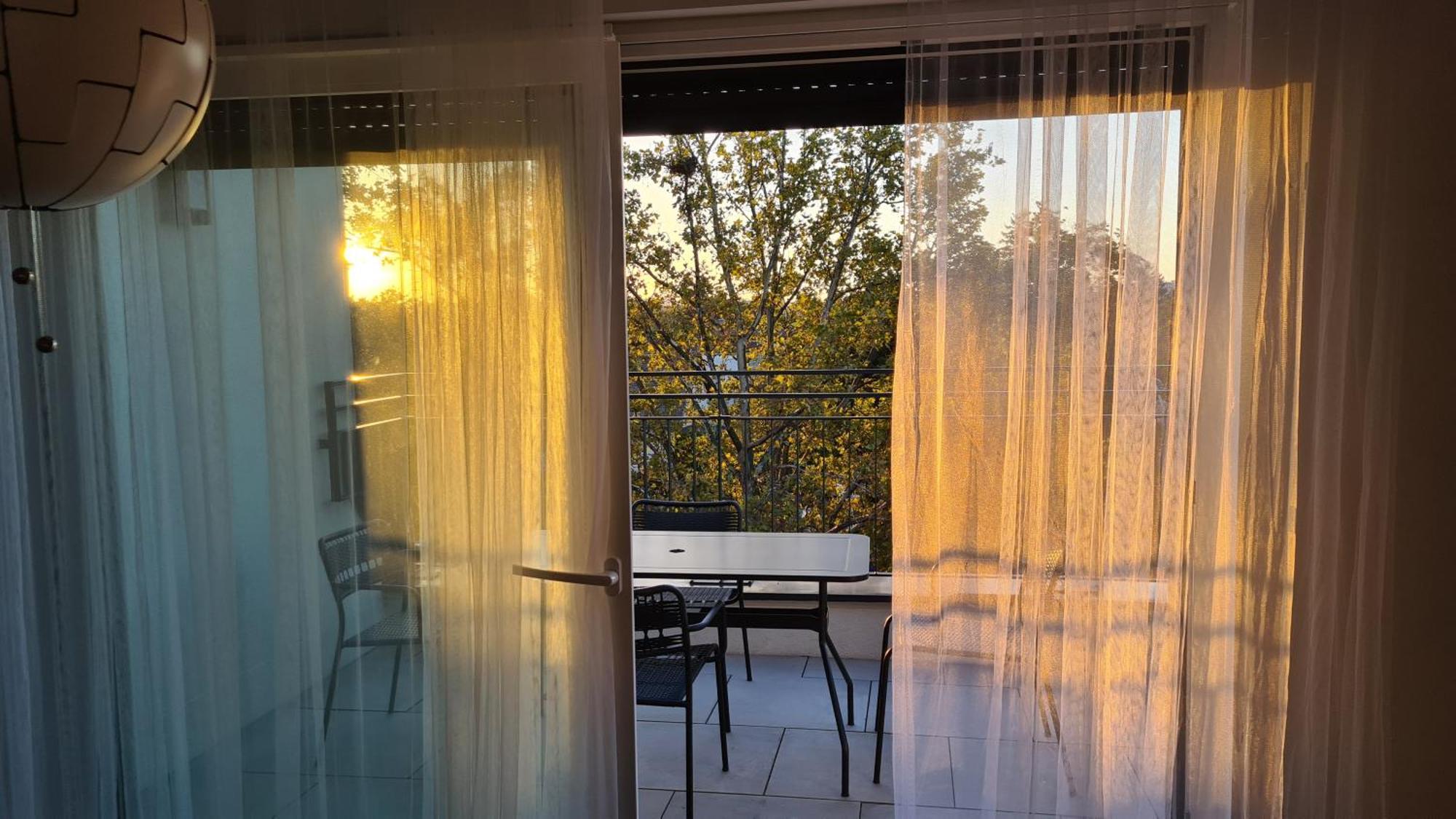 Top Apartments Kaiserebersdorf เวียนนา ภายนอก รูปภาพ
