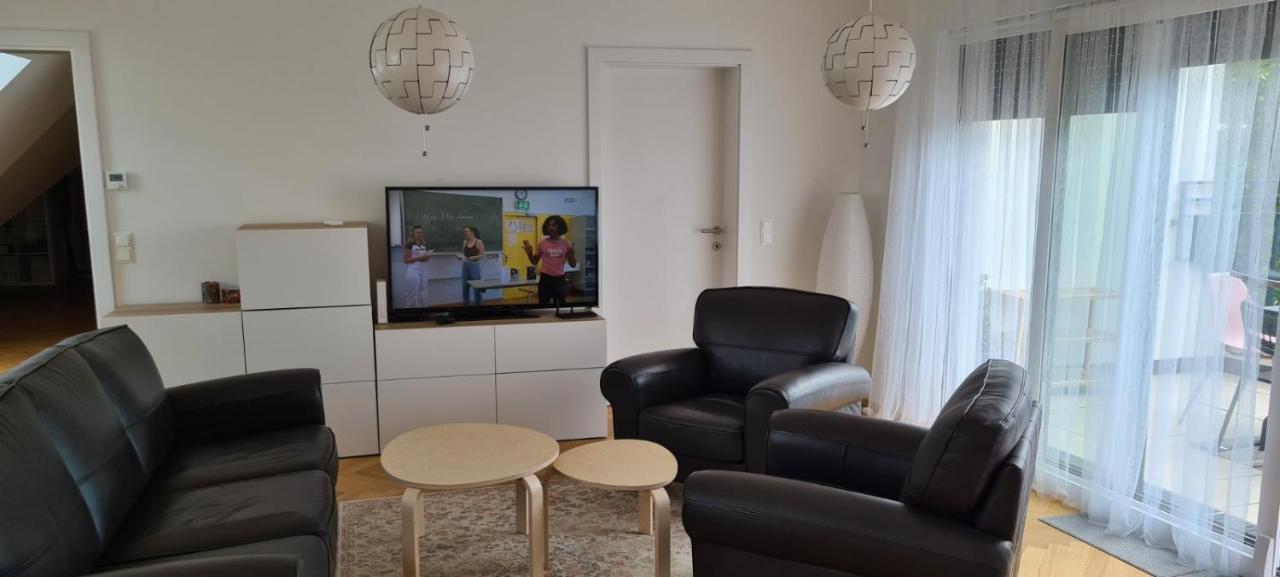 Top Apartments Kaiserebersdorf เวียนนา ภายนอก รูปภาพ